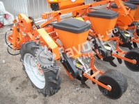 Vesna-6 precision seeding pneumatic seeder (UPS seeder)