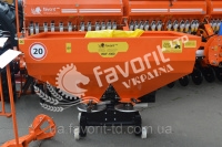 Mineral fertilizer spreader RDF-3000-0 (mounted) Mineral fertilizer spreader RDF-3000-0 (mounted)