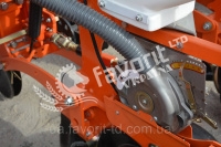 Сівалка точного висіву VENZA-6 Pro mini-till (з системою внесення рідких добрив) Сівалка точного висіву VENZA-6 Pro mini-till (з системою внесення рідких добрив)