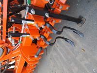 Mounted grain seeder SZF-3000 PONY Mounted grain seeder SZF-3000 PONY