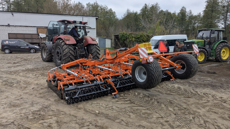 Photo - Pre-sowing Compactor TINKER-6.0
